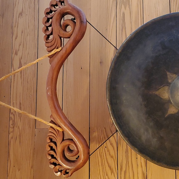 Antique Thai Hand-Hammered Bronze Gong - Picture 4 of 10